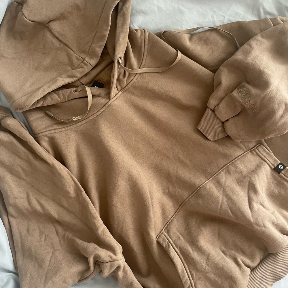 (SOLD) POPFLEX Pullover Cloud Hoodie - Milk Tea S/M